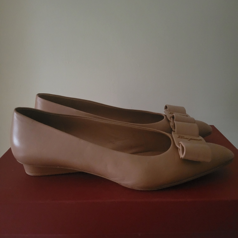 Salvatore Ferragamo Viva Ballet heels